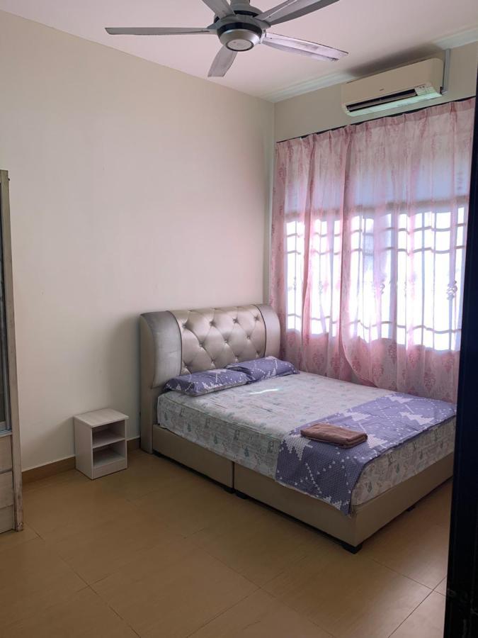 Villaparadise Homestay Batu Pahat Ngoại thất bức ảnh