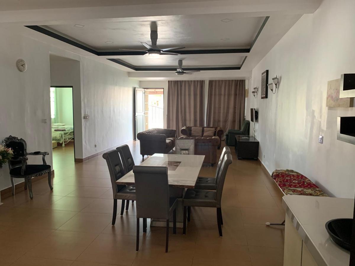 Villaparadise Homestay Batu Pahat Ngoại thất bức ảnh
